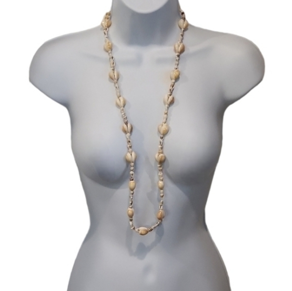 Seashell Strand Necklace